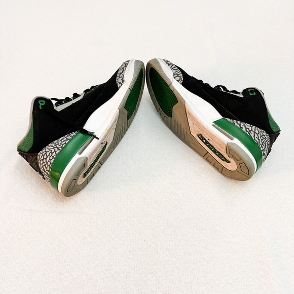 Air Jordan 3 Retro BLACK/PINE GREEN 2021 US Mens Sneakers Size 8 - Picture 5 of 8